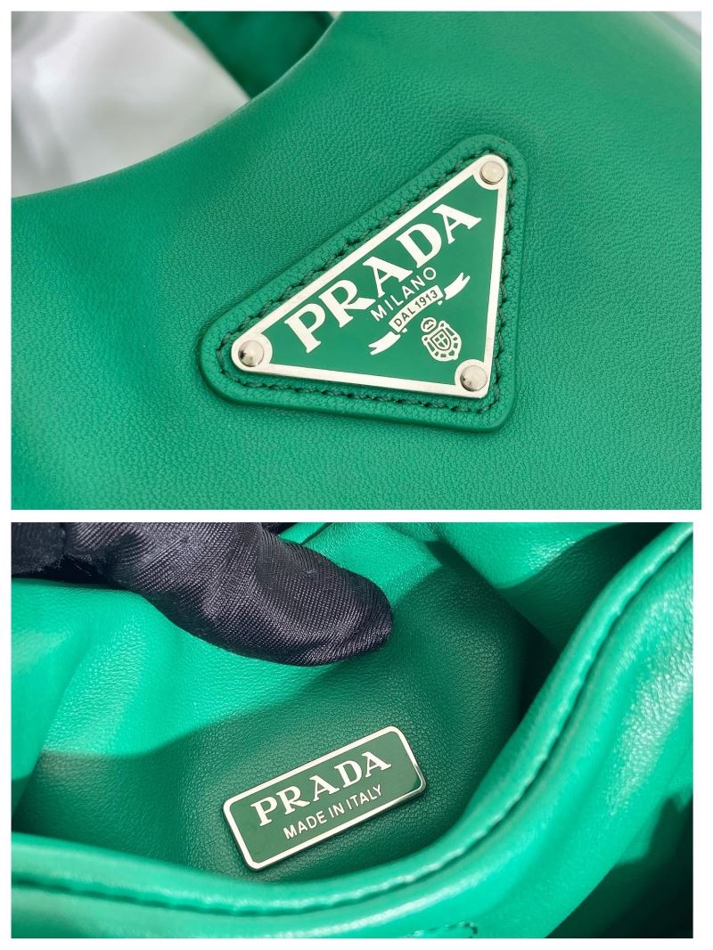 Pra*a tote bags